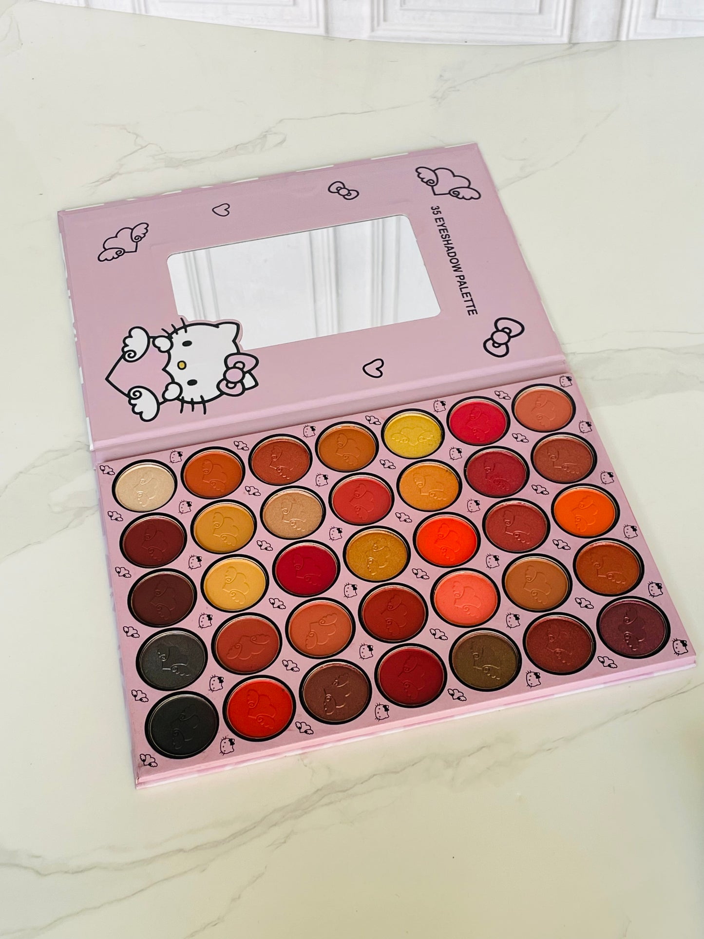 Paleta de sombras hello kitty