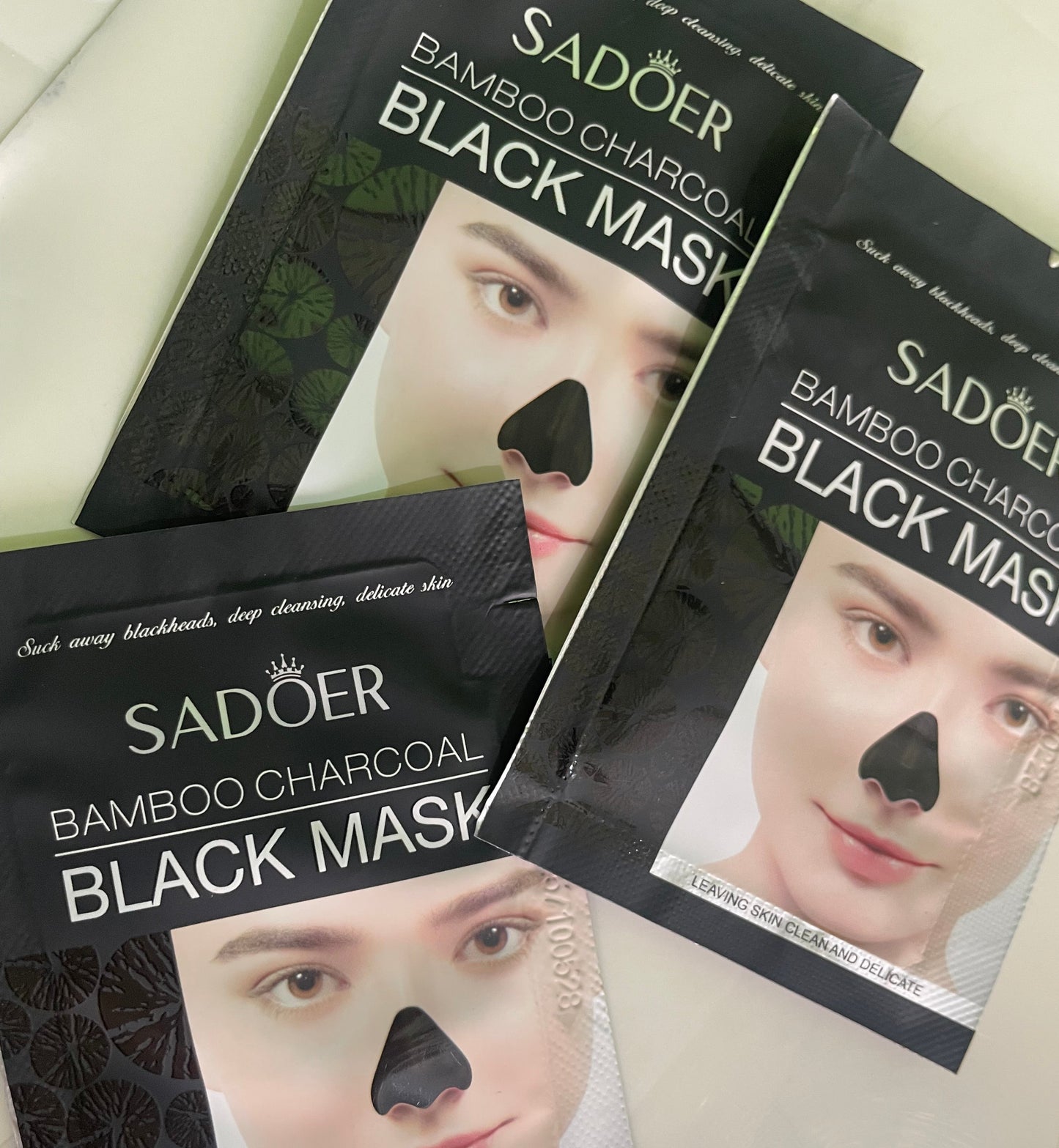 Mascarilla negra Sadoer para - puntos negros en la nariz con Bamboo charcoal