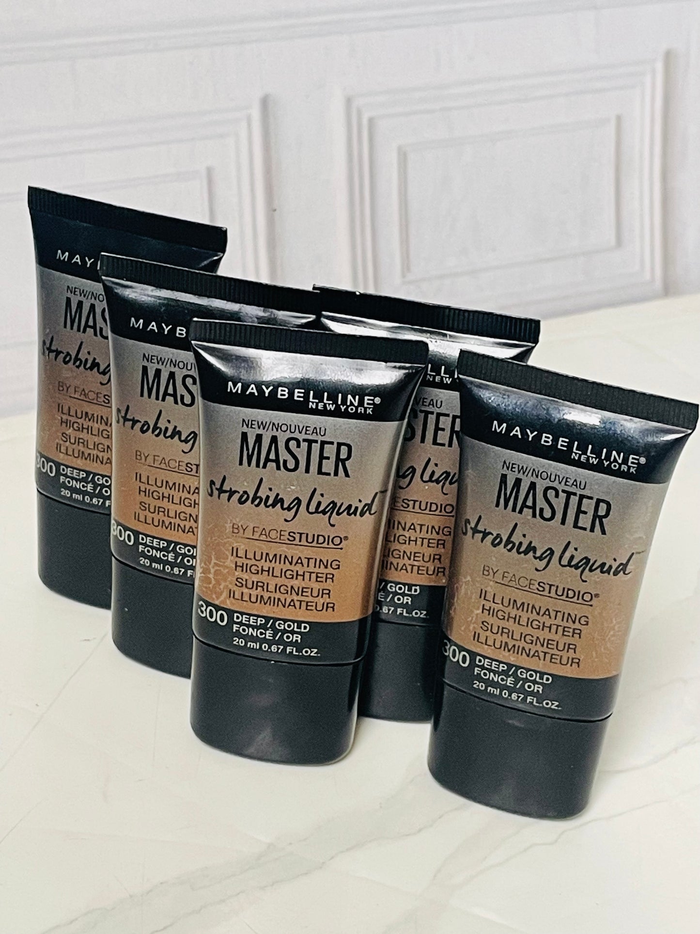 Iluminador líquido maybelline