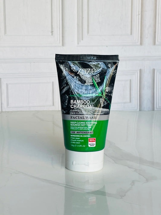 Limpiador facial espumoso con cepillo controlador de grasa